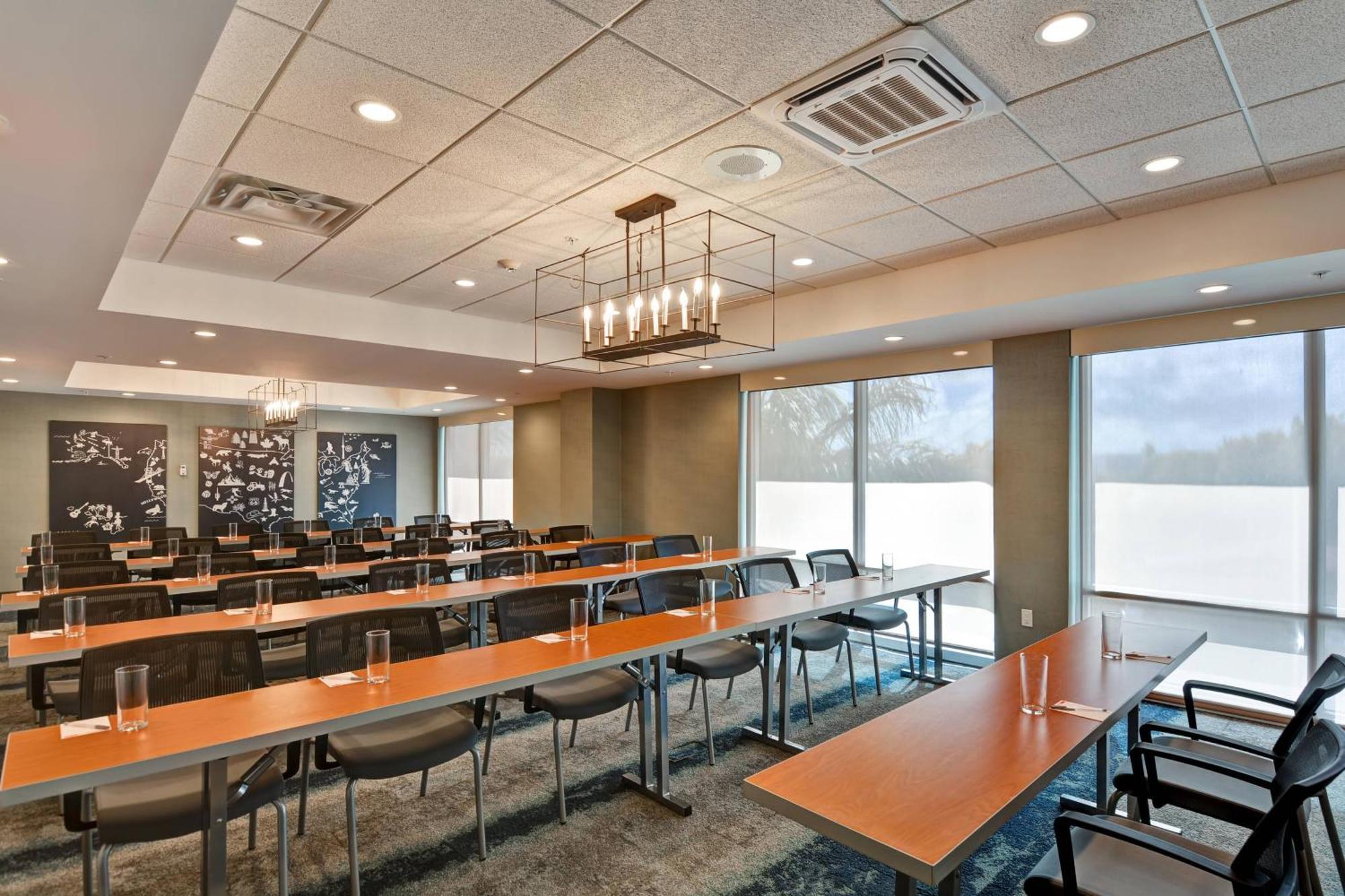 Towneplace Suites By Marriott Miami Airport Exterior photo