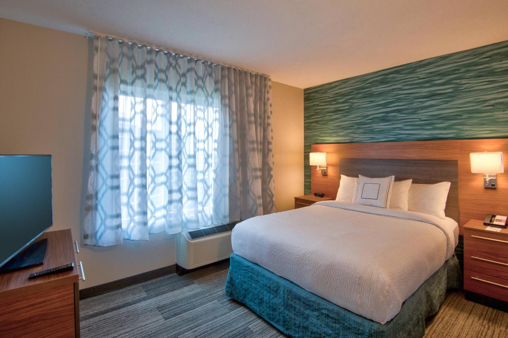 Towneplace Suites By Marriott Miami Airport Exterior photo